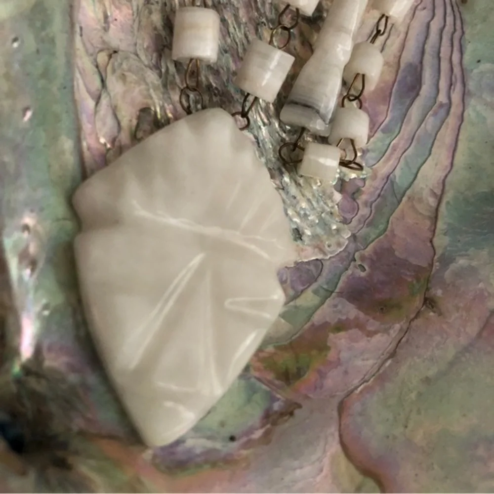 Hand carved‎ stone white quartz Mexico necklace